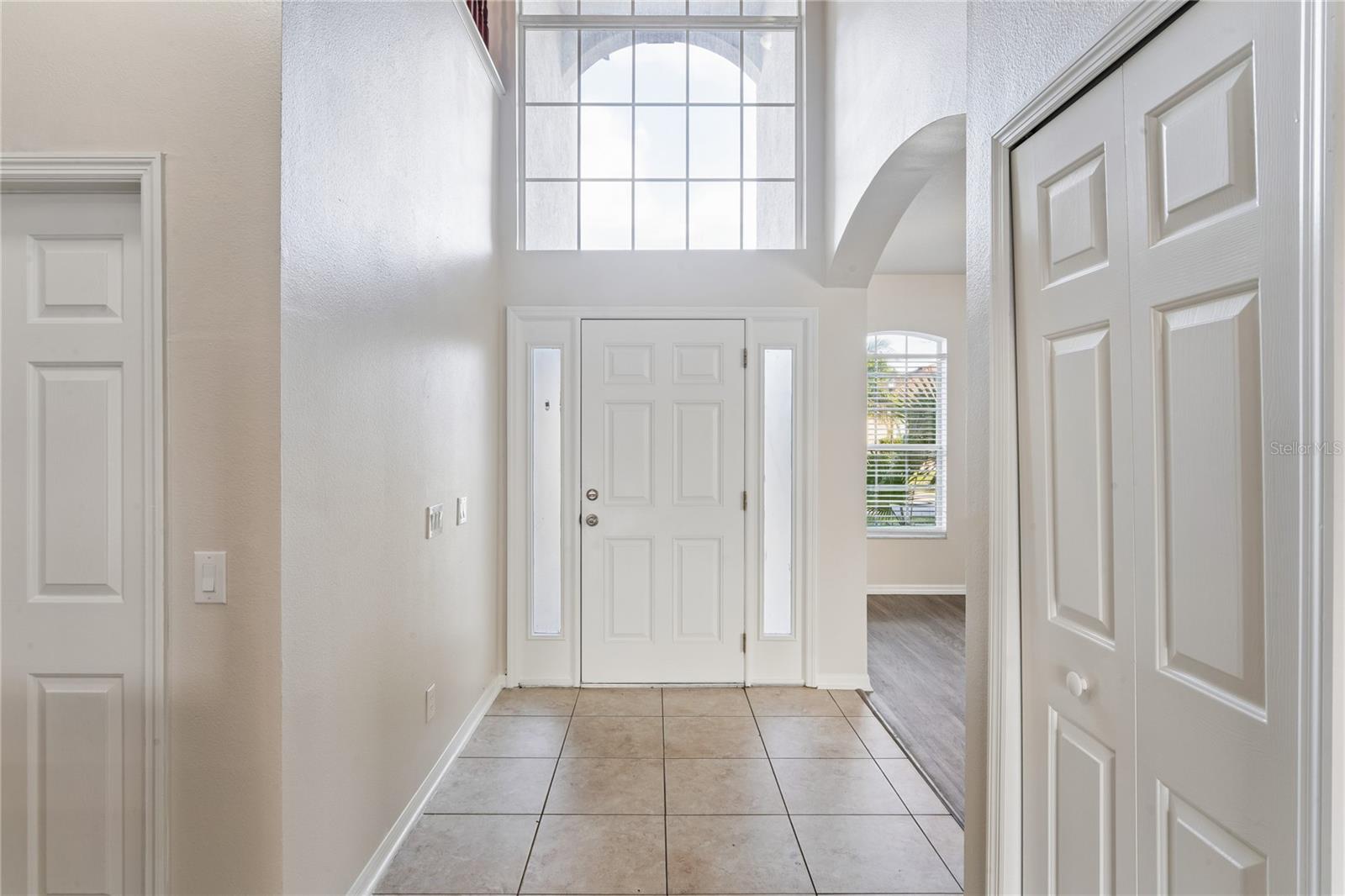 9138 LOST MILL DR — photo 4