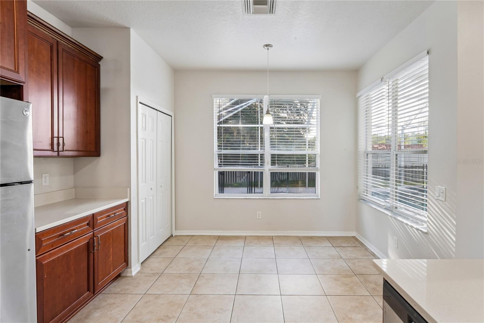 9138 LOST MILL DR — photo 10