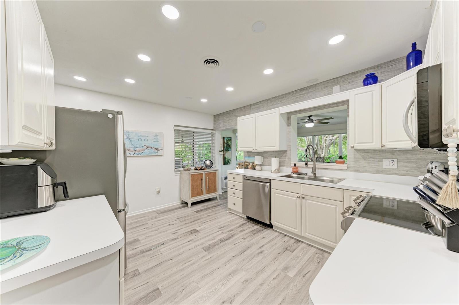 1837 UPPER COVE TER — photo 18