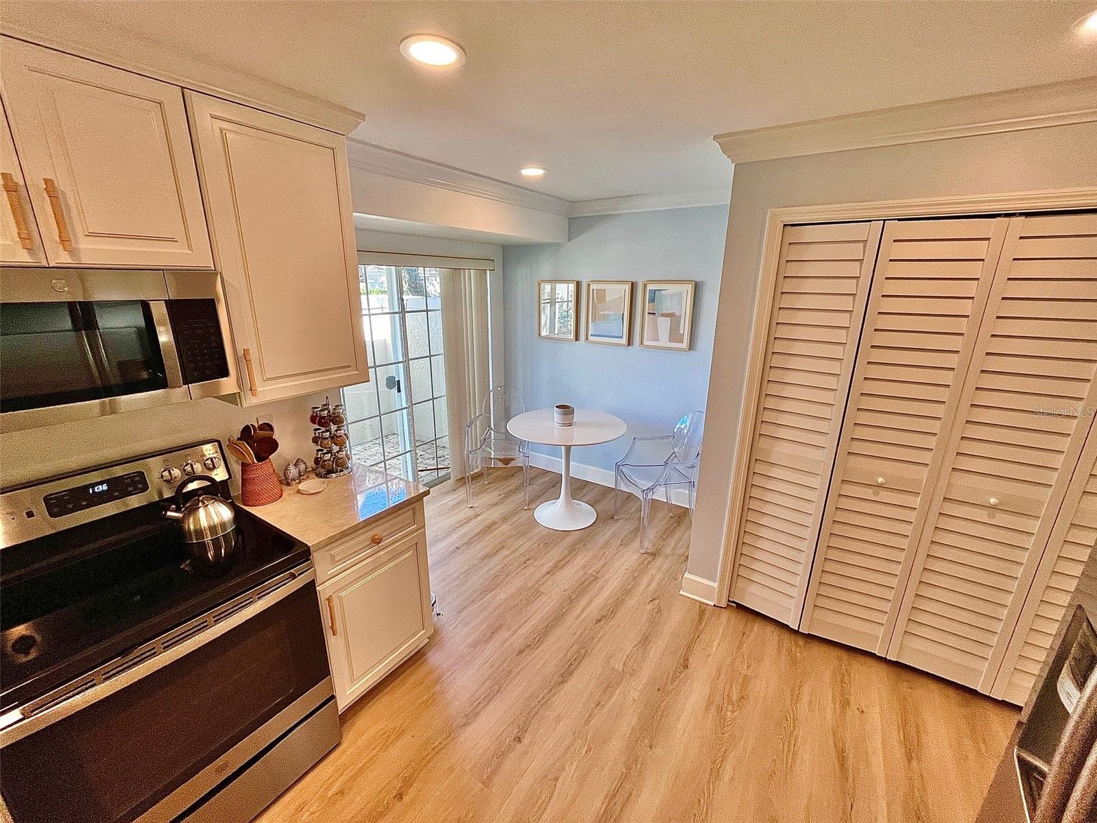 4005 OAKLEY GREENE #19 — photo 8