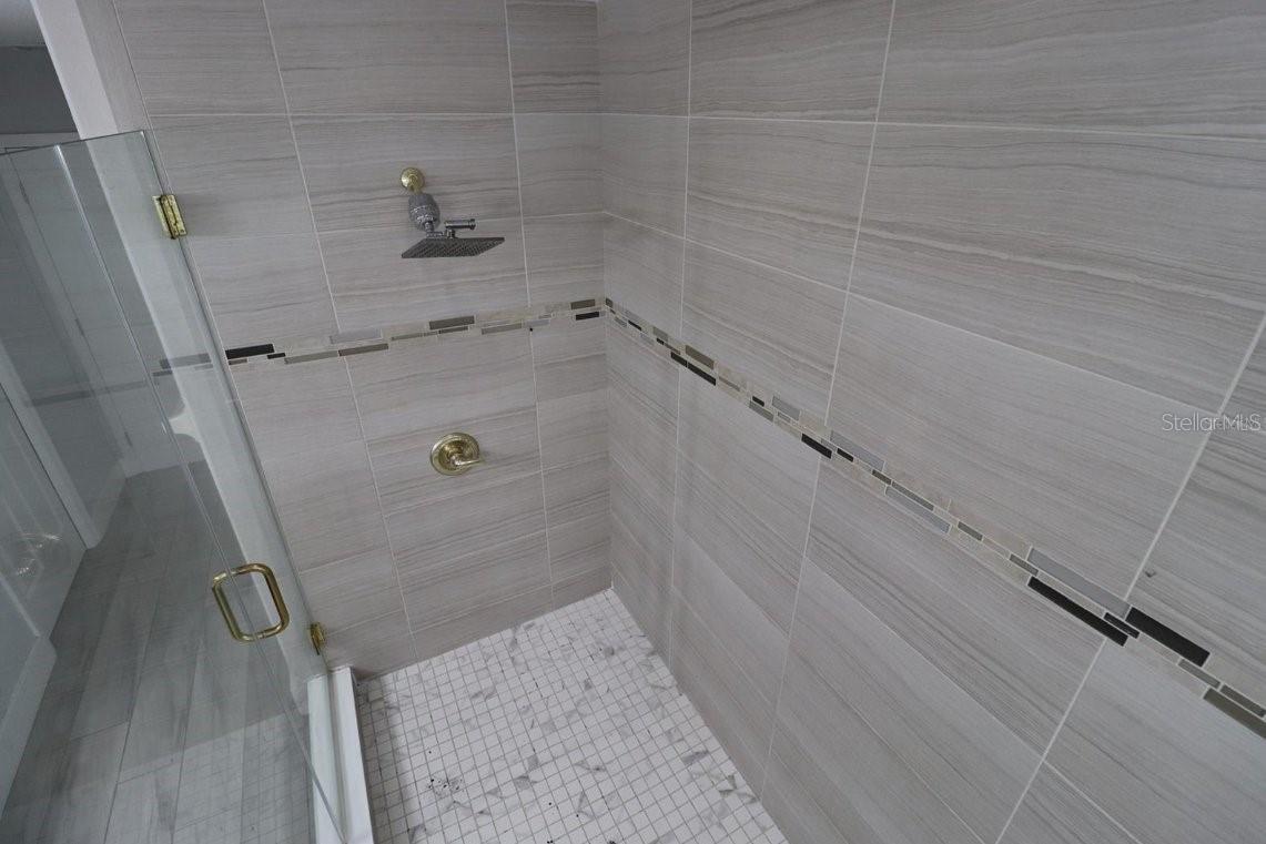 27709 KIRKWOOD CIR — photo 29