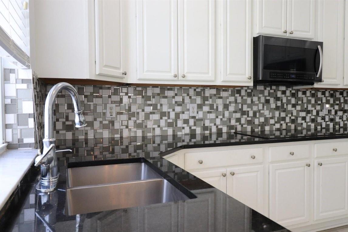 27709 KIRKWOOD CIR — photo 12