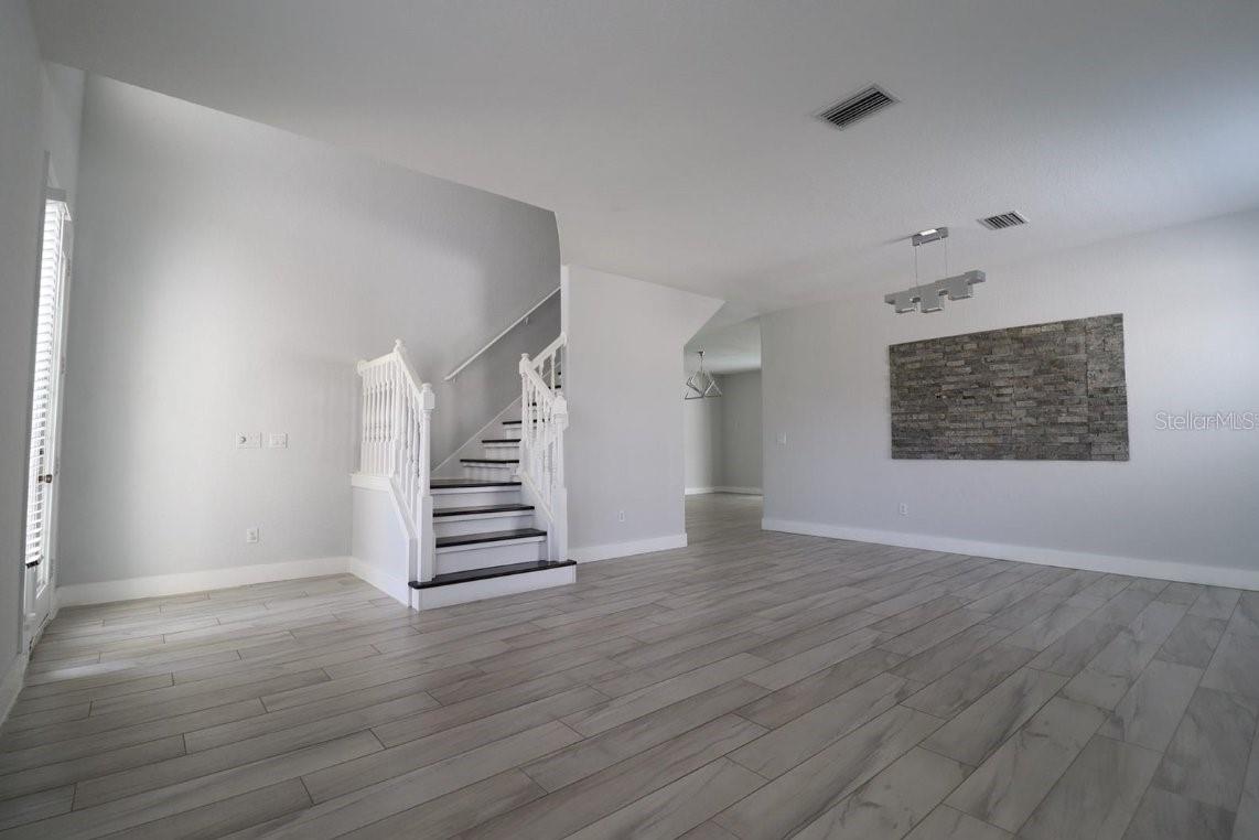 27709 KIRKWOOD CIR — photo 6