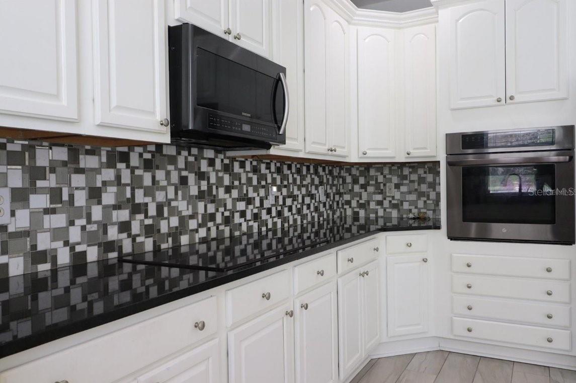27709 KIRKWOOD CIR — photo 14