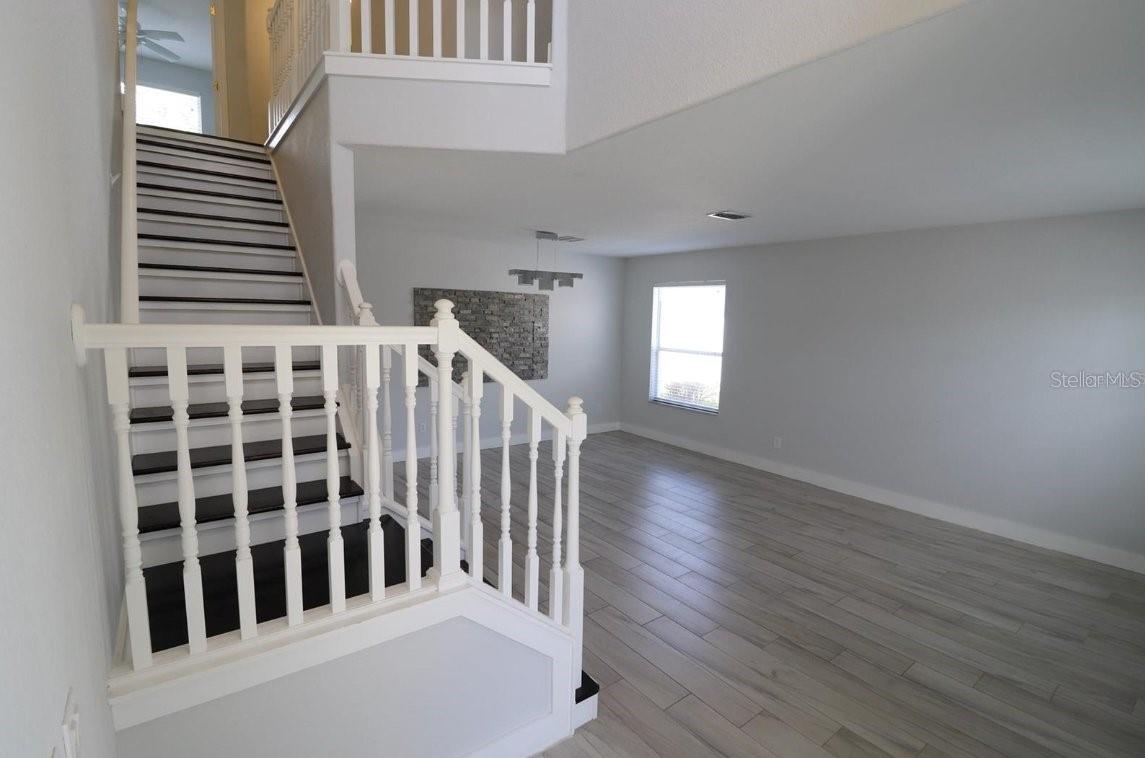 27709 KIRKWOOD CIR — photo 5