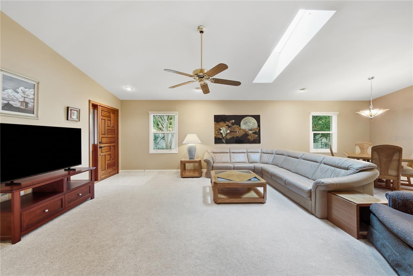 3423 PICO DR — photo 10