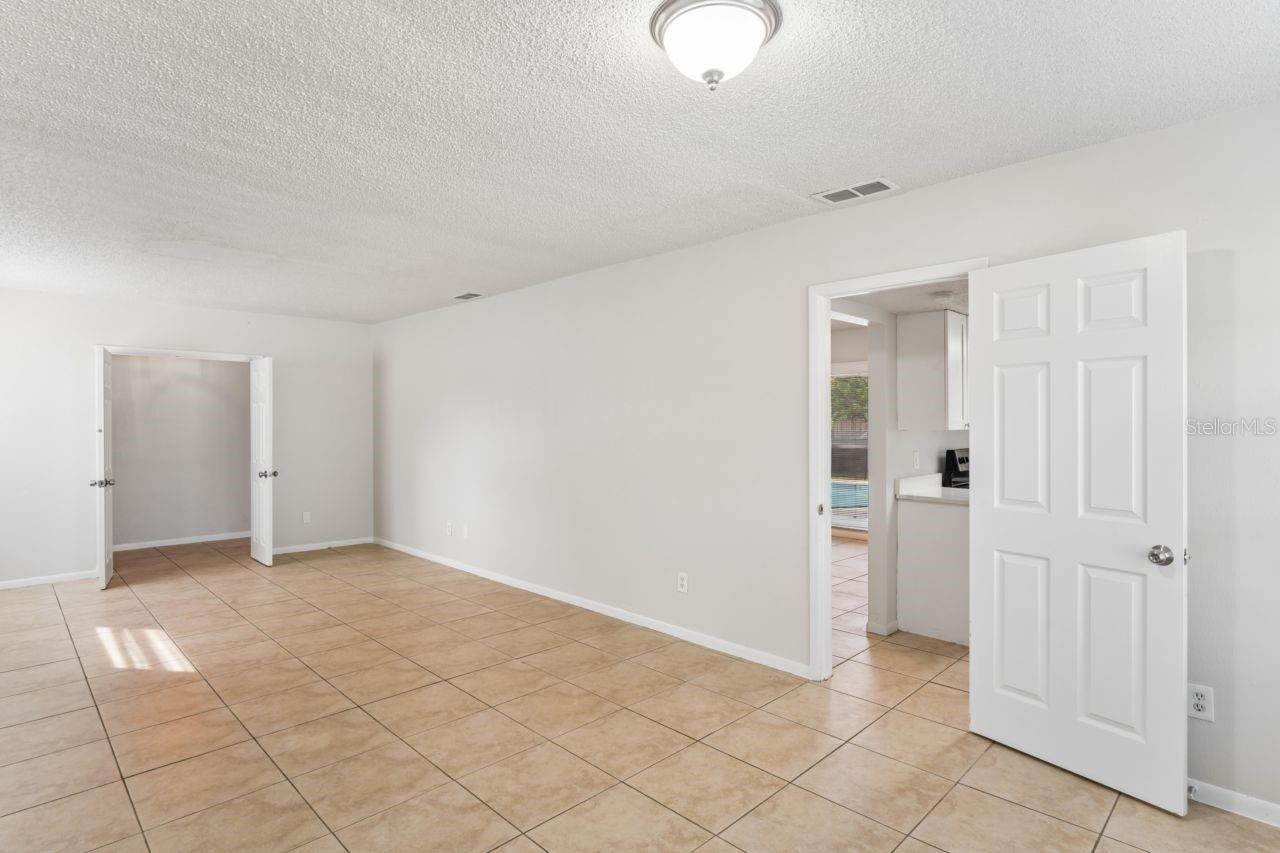 14051 BRIARDALE LN — photo 5
