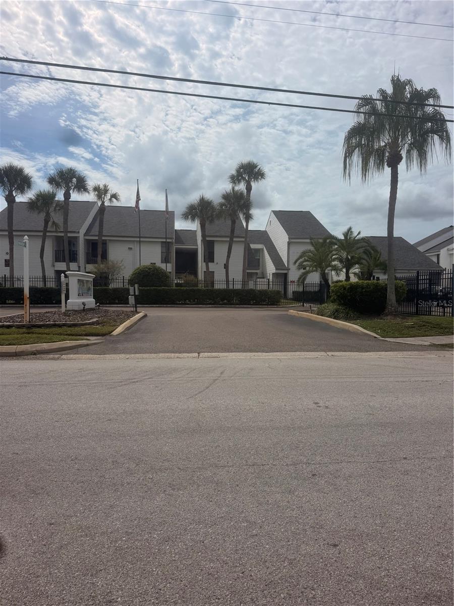 738 HAVEN PL — photo 30