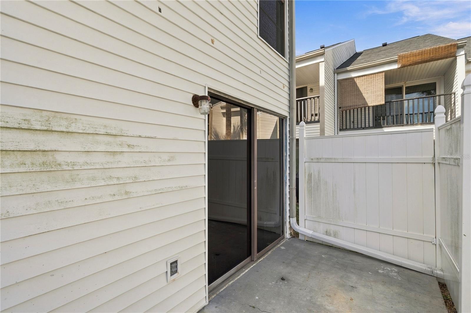 738 HAVEN PL — photo 17