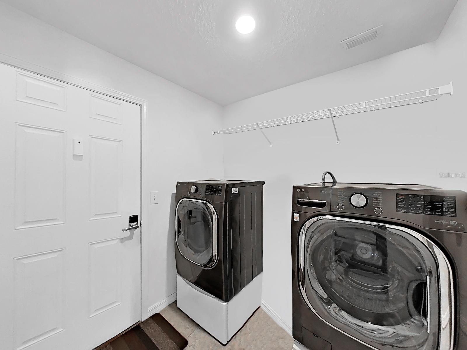 5037 WHITE CHICORY DR — photo 33