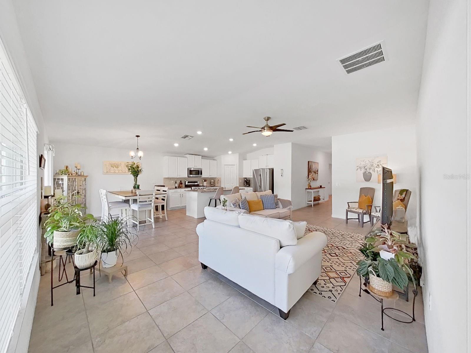 5037 WHITE CHICORY DR — photo 10