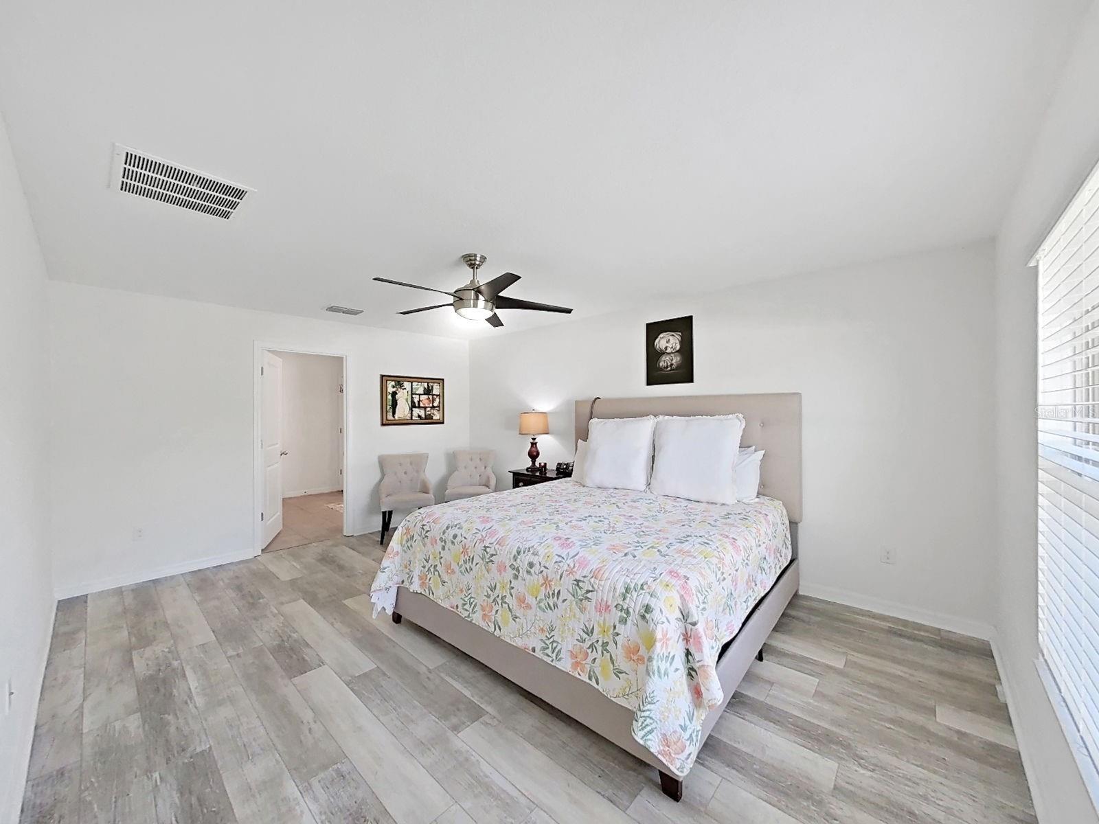 5037 WHITE CHICORY DR — photo 20