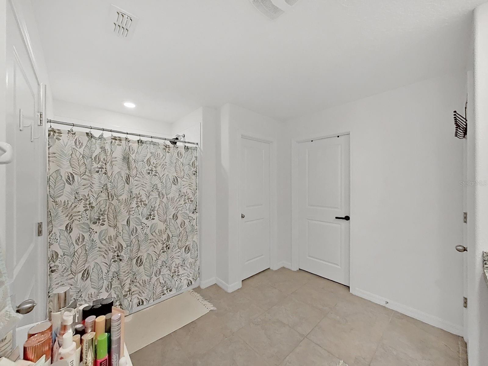 5037 WHITE CHICORY DR — photo 22