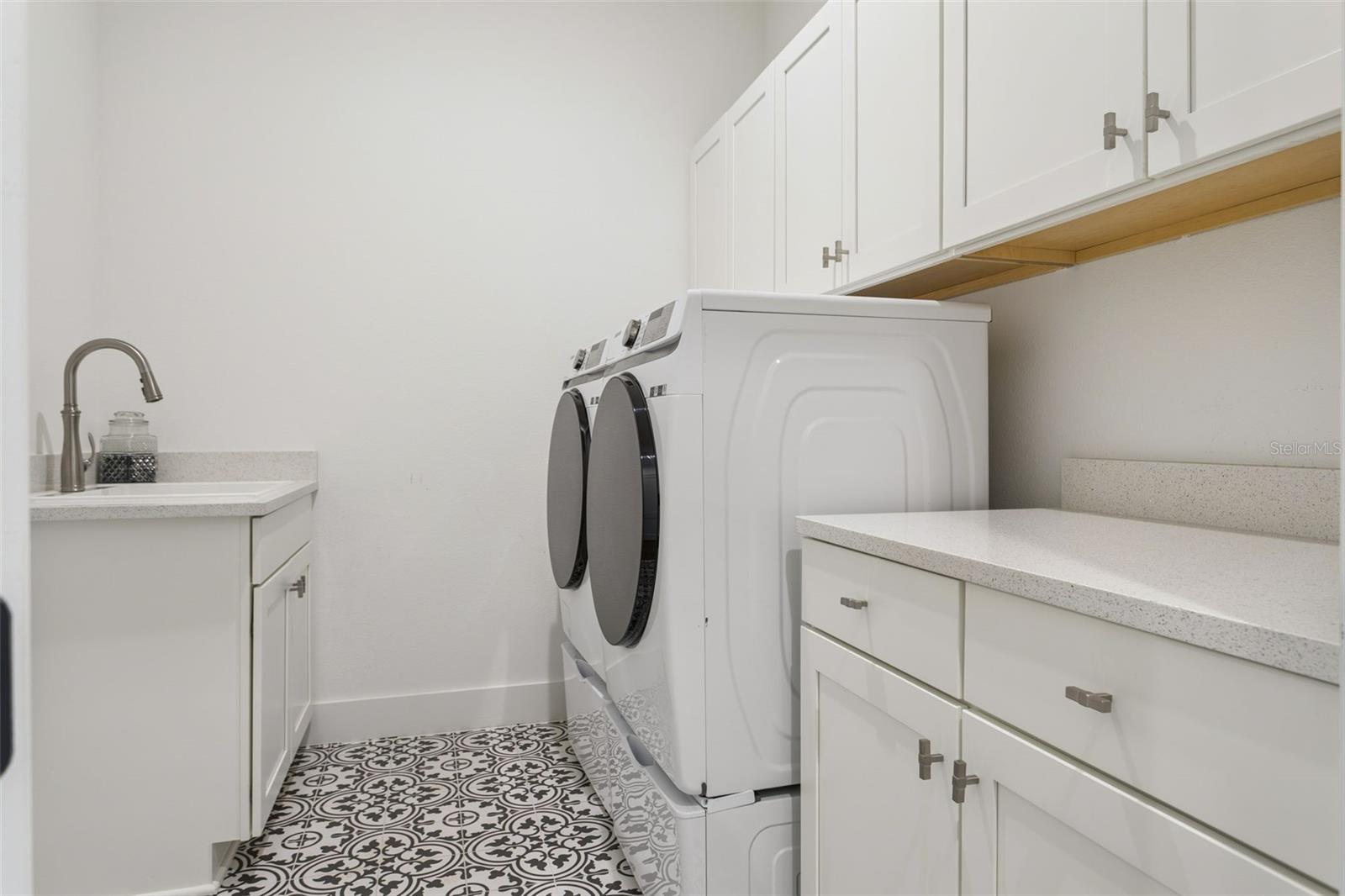 3513 W TACON ST — photo 37