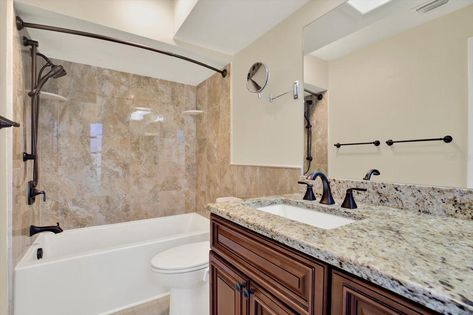 1820 NORTHWOOD DR — photo 20