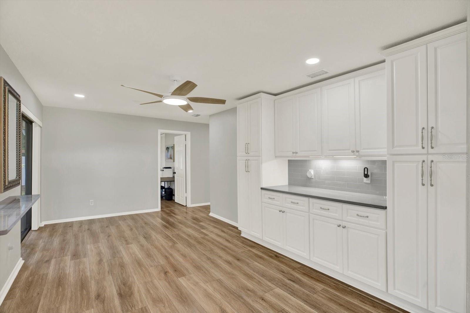 1820 NORTHWOOD DR — photo 13