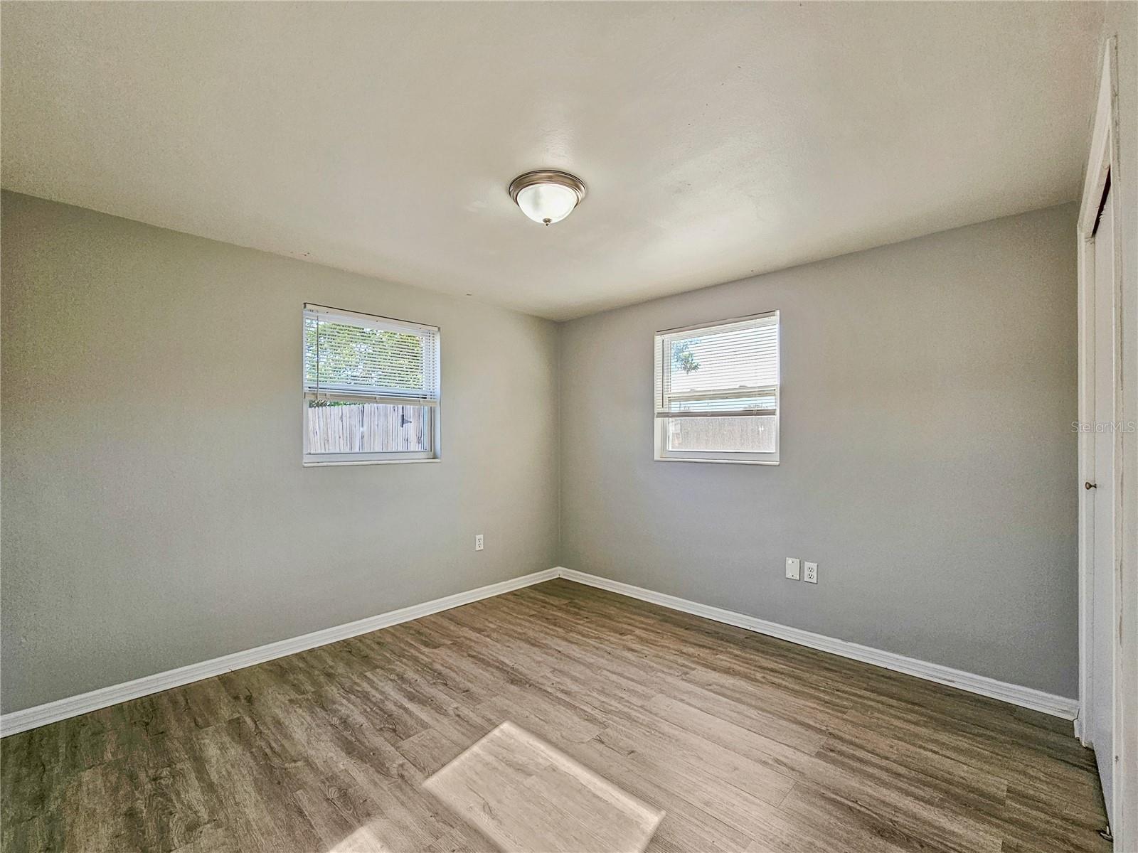 1048 POWERSONG ST — photo 9