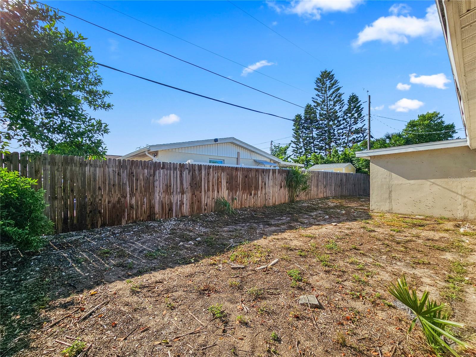 1048 POWERSONG ST — photo 14