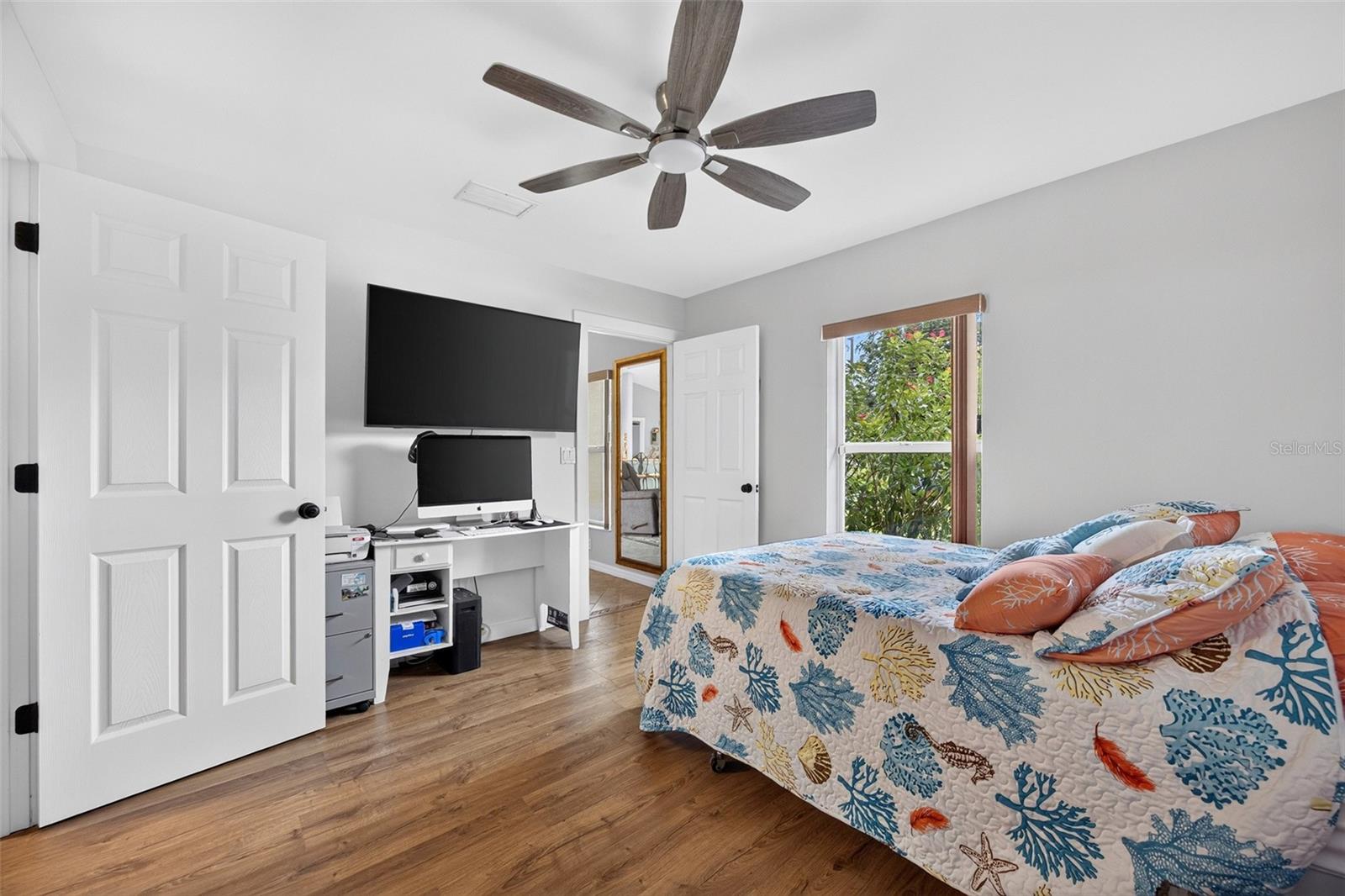 1561 SEAPORT ST — photo 19