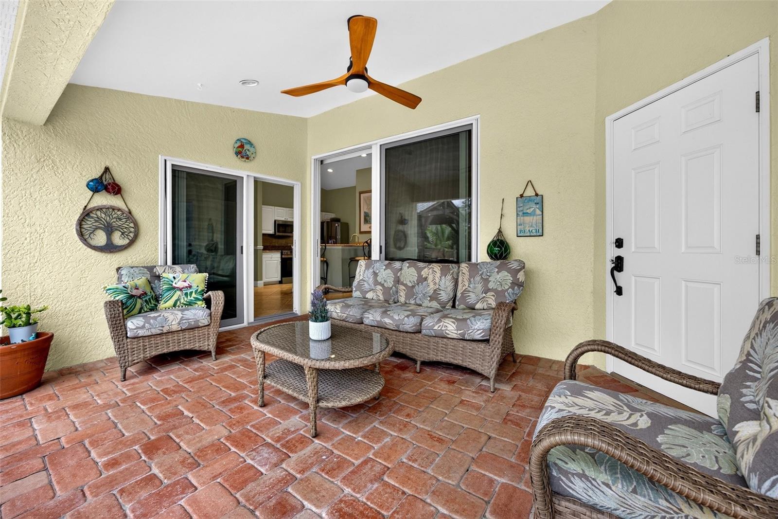 1561 SEAPORT ST — photo 25