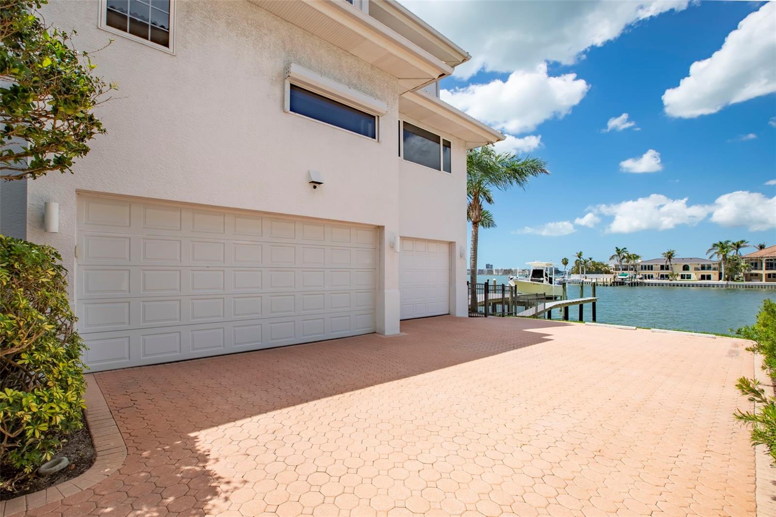 6130 KIPPS COLONY DR W — photo 93