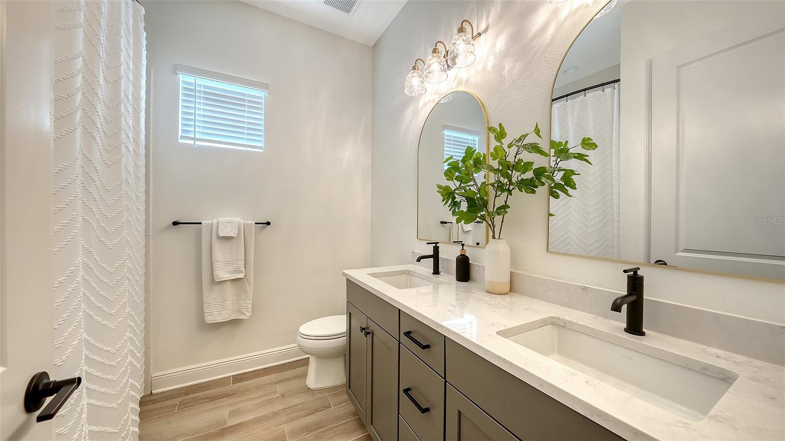 10317 CANAVERAL CIR — photo 33