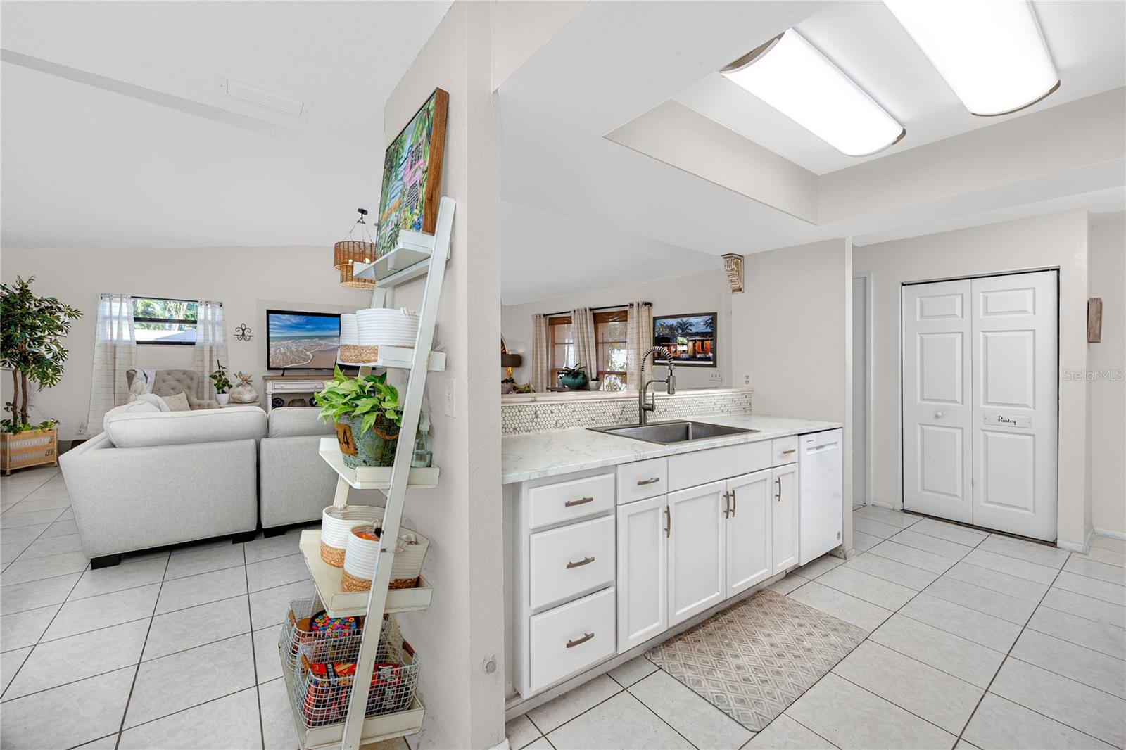 14803 SUNSET DR — photo 13