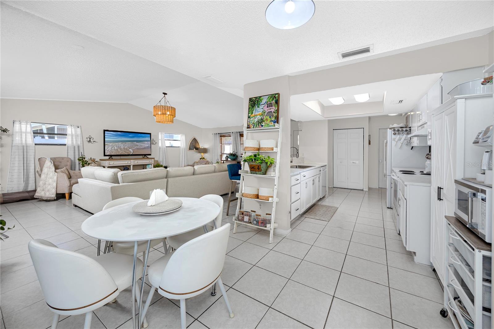 14803 SUNSET DR — photo 12
