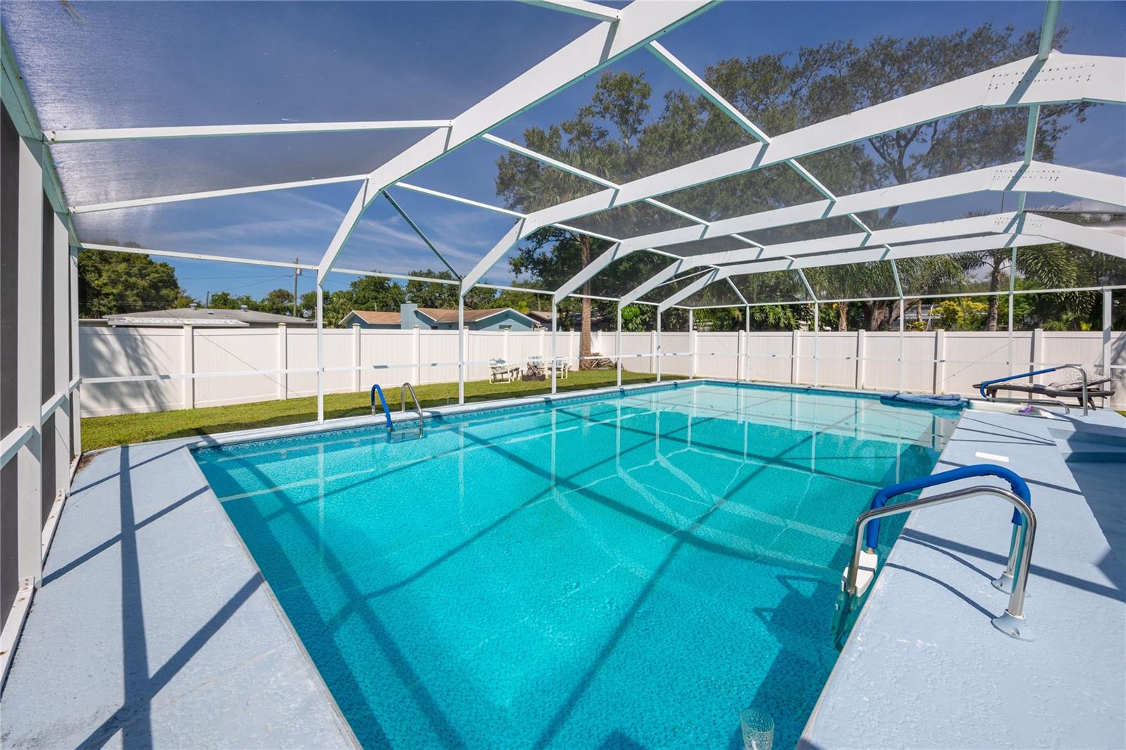14803 SUNSET DR — photo 31