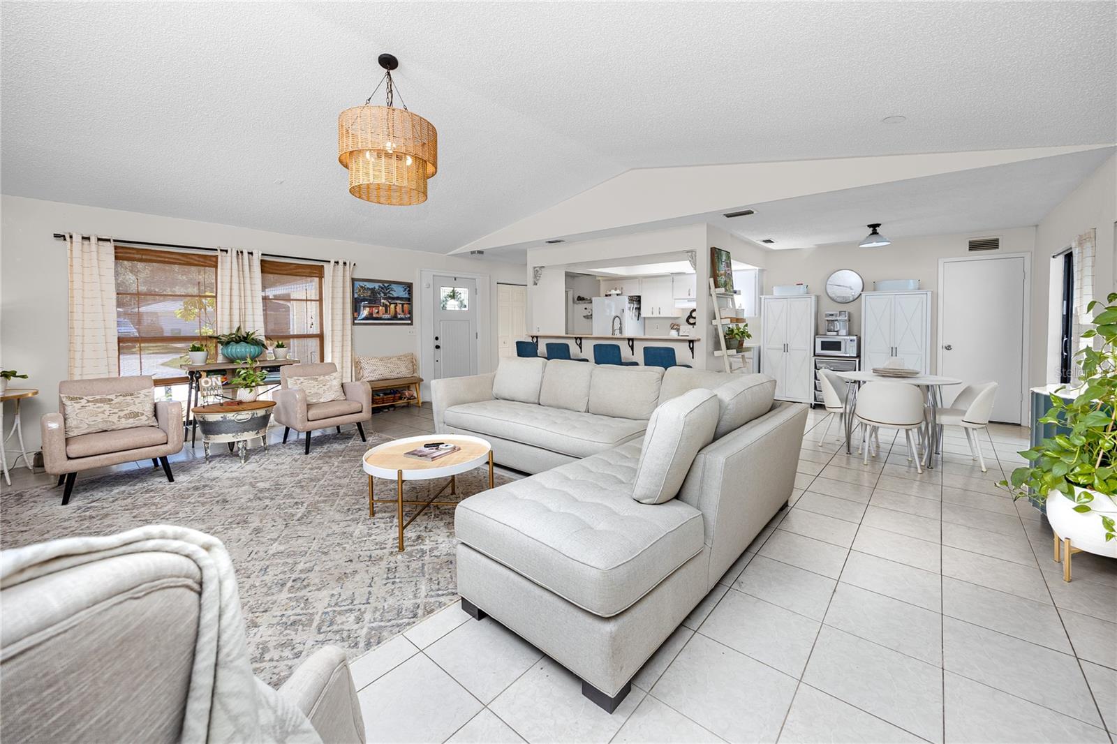 14803 SUNSET DR — photo 5