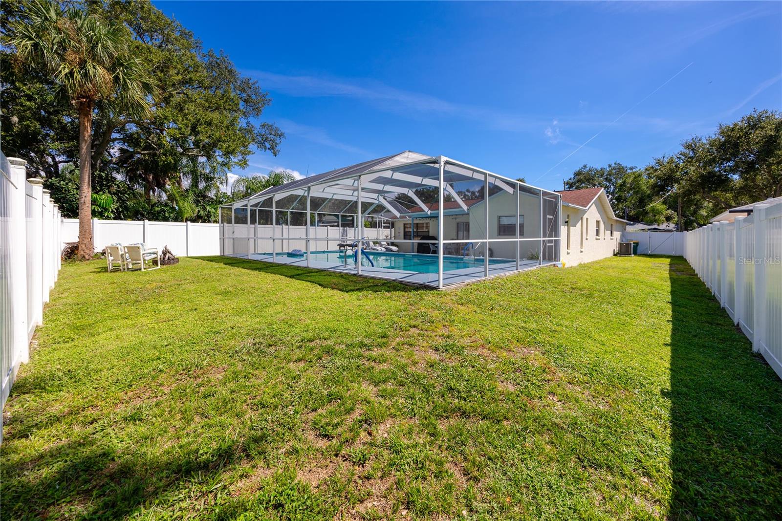 14803 SUNSET DR — photo 35