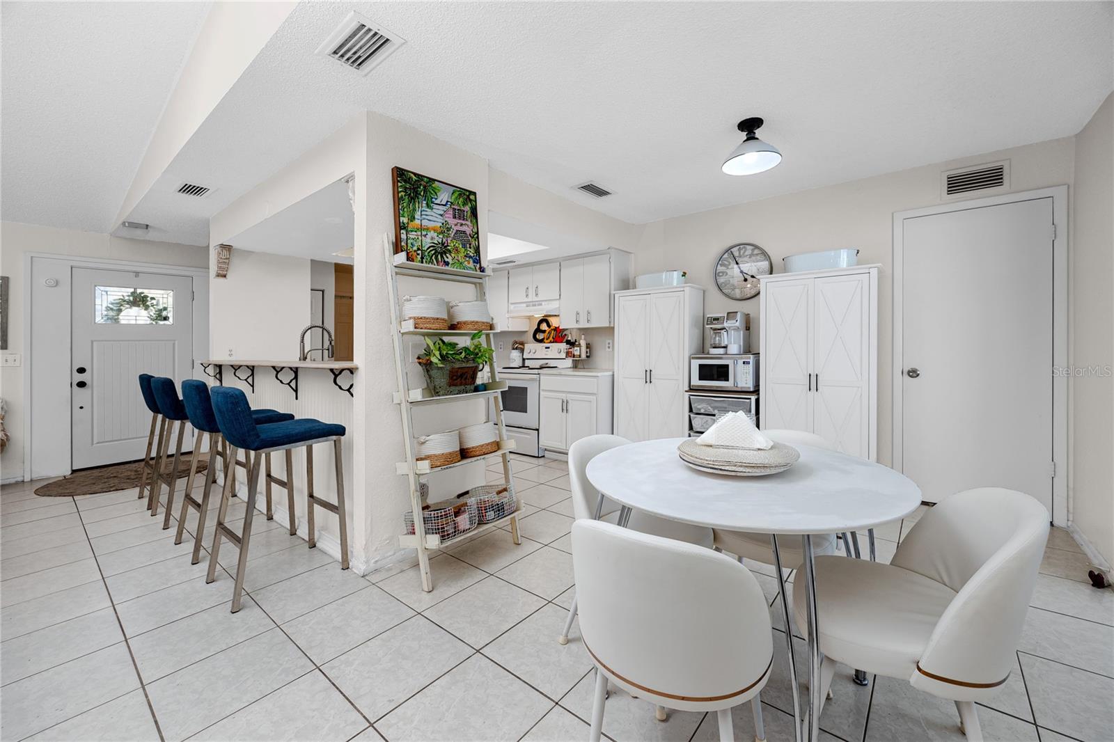 14803 SUNSET DR — photo 7