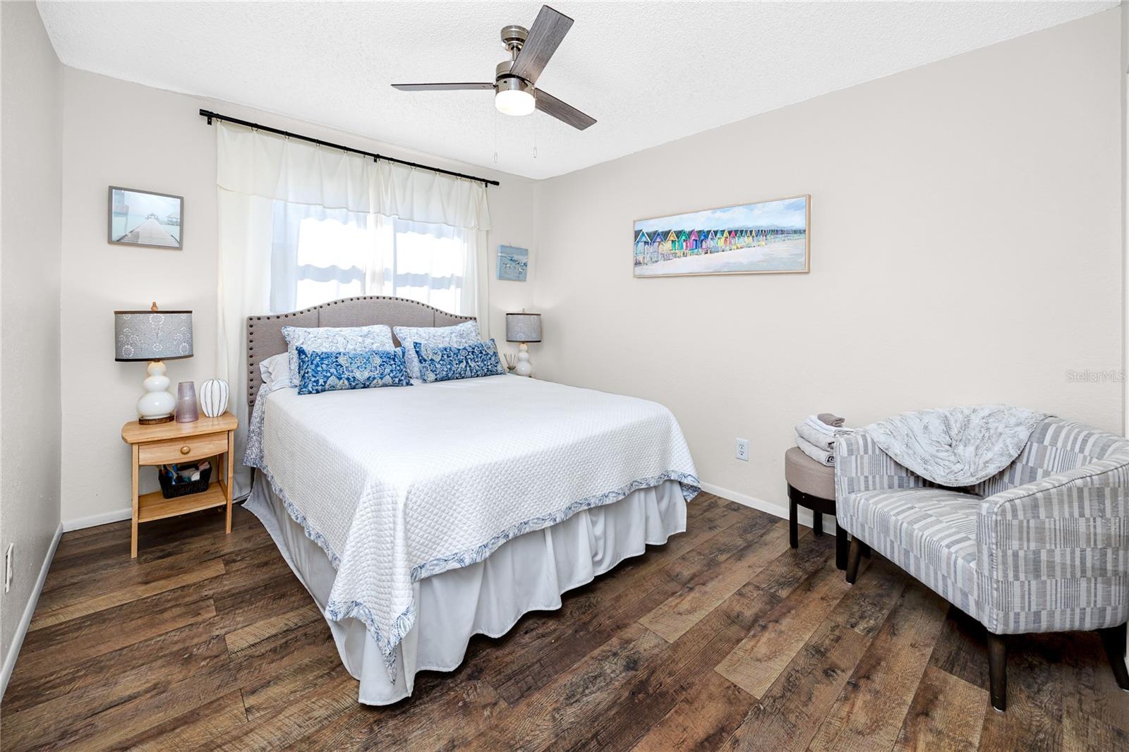 14803 SUNSET DR — photo 22