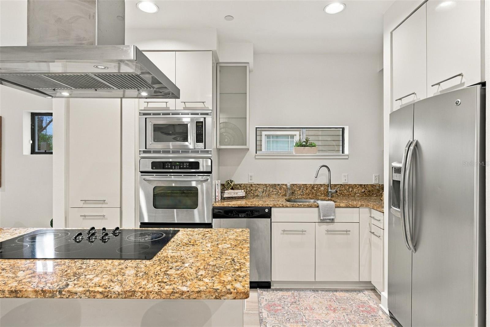 213 S MOODY AVE #1 — photo 7