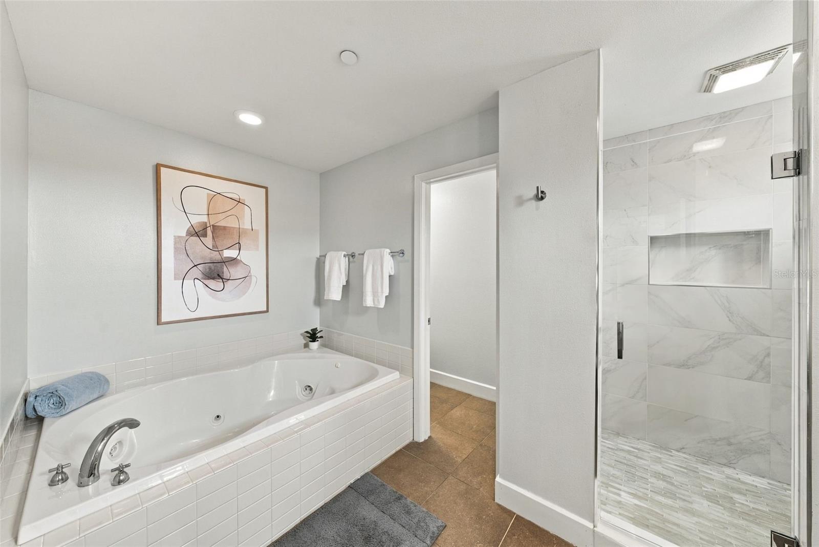 213 S MOODY AVE #1 — photo 32