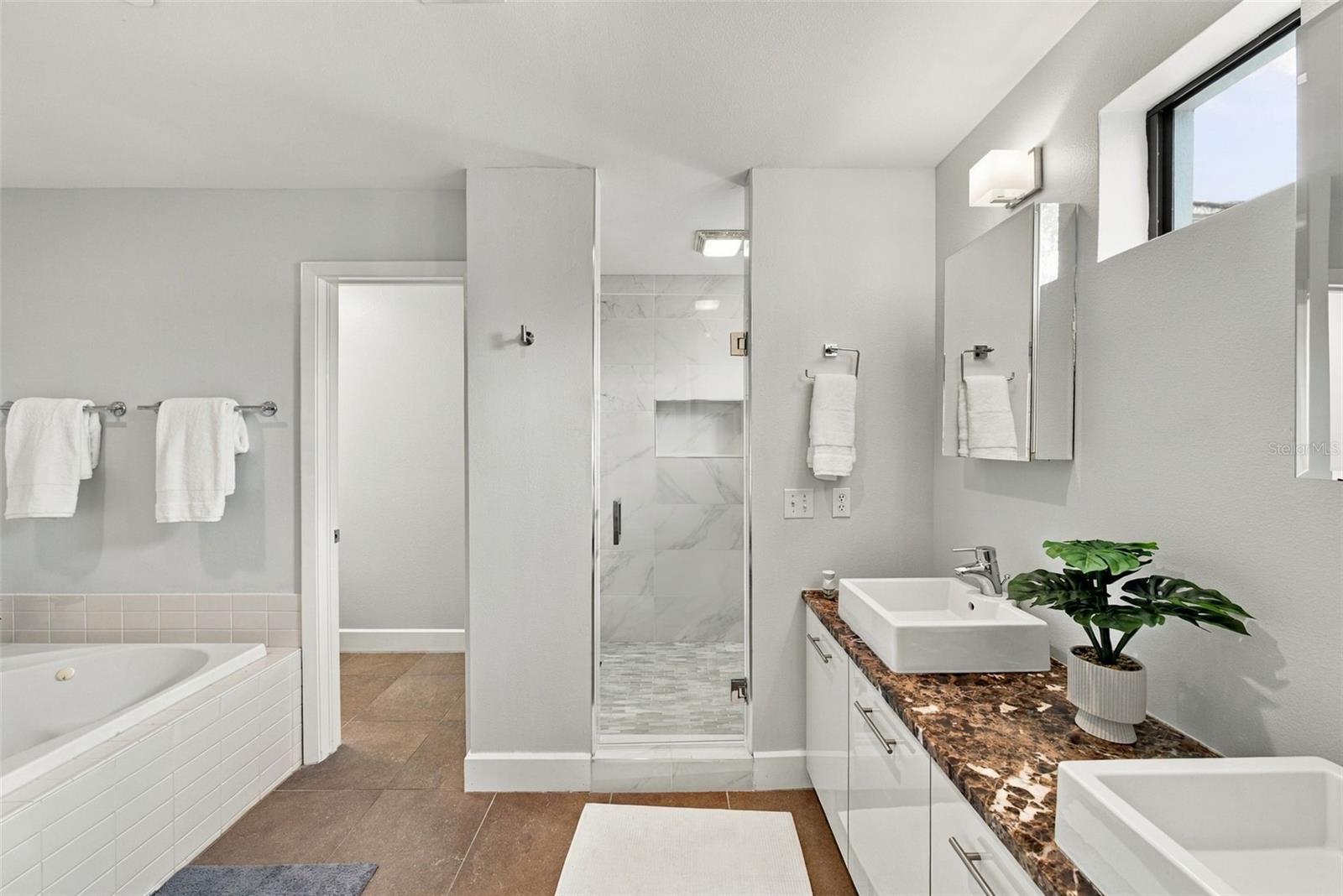 213 S MOODY AVE #1 — photo 31