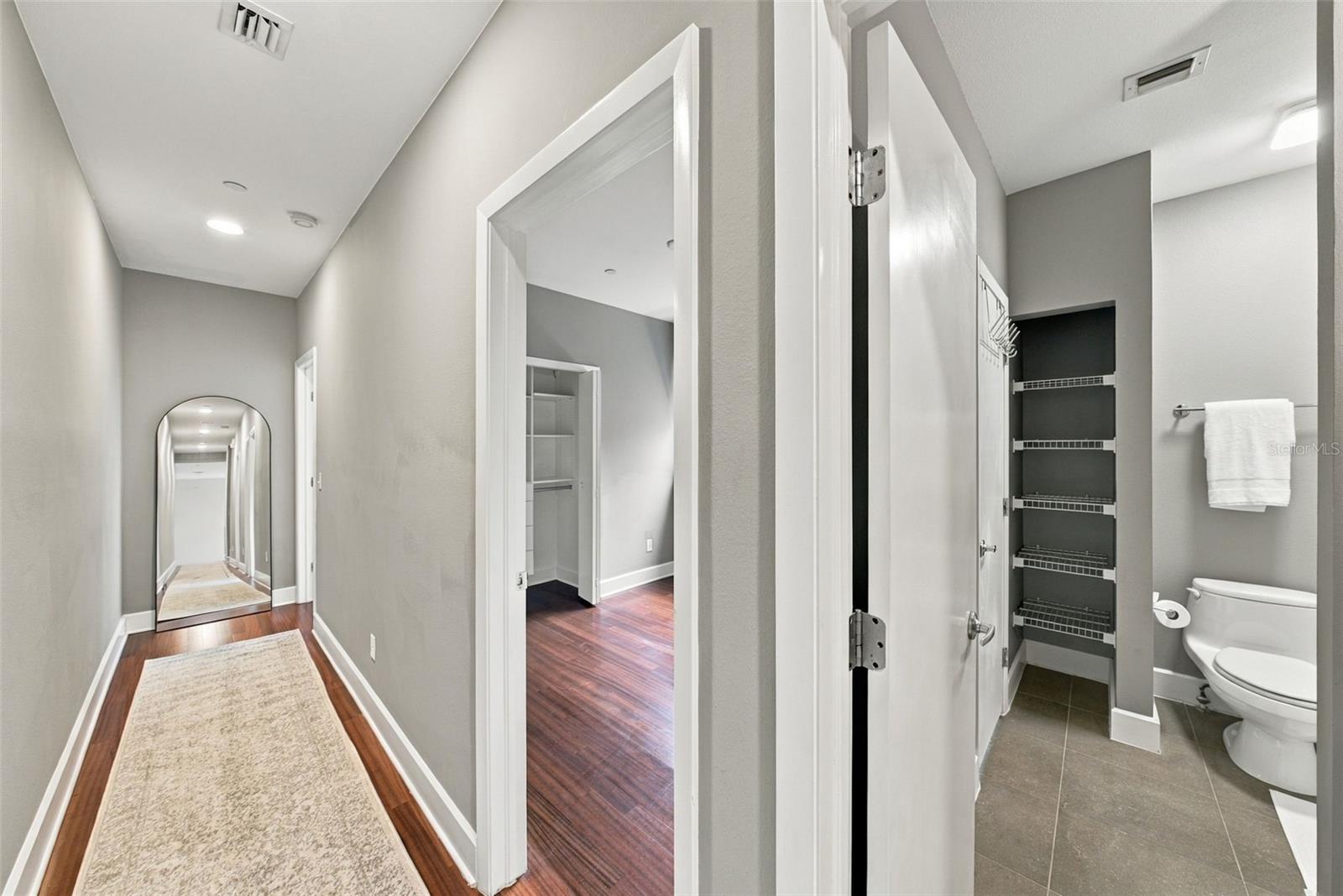 213 S MOODY AVE #1 — photo 20