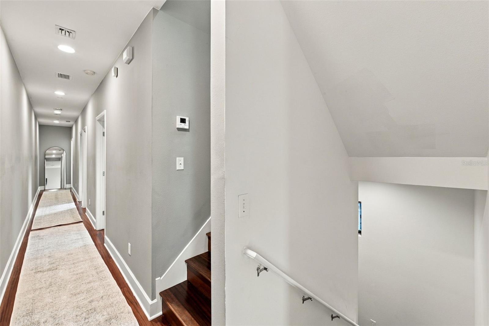 213 S MOODY AVE #1 — photo 14