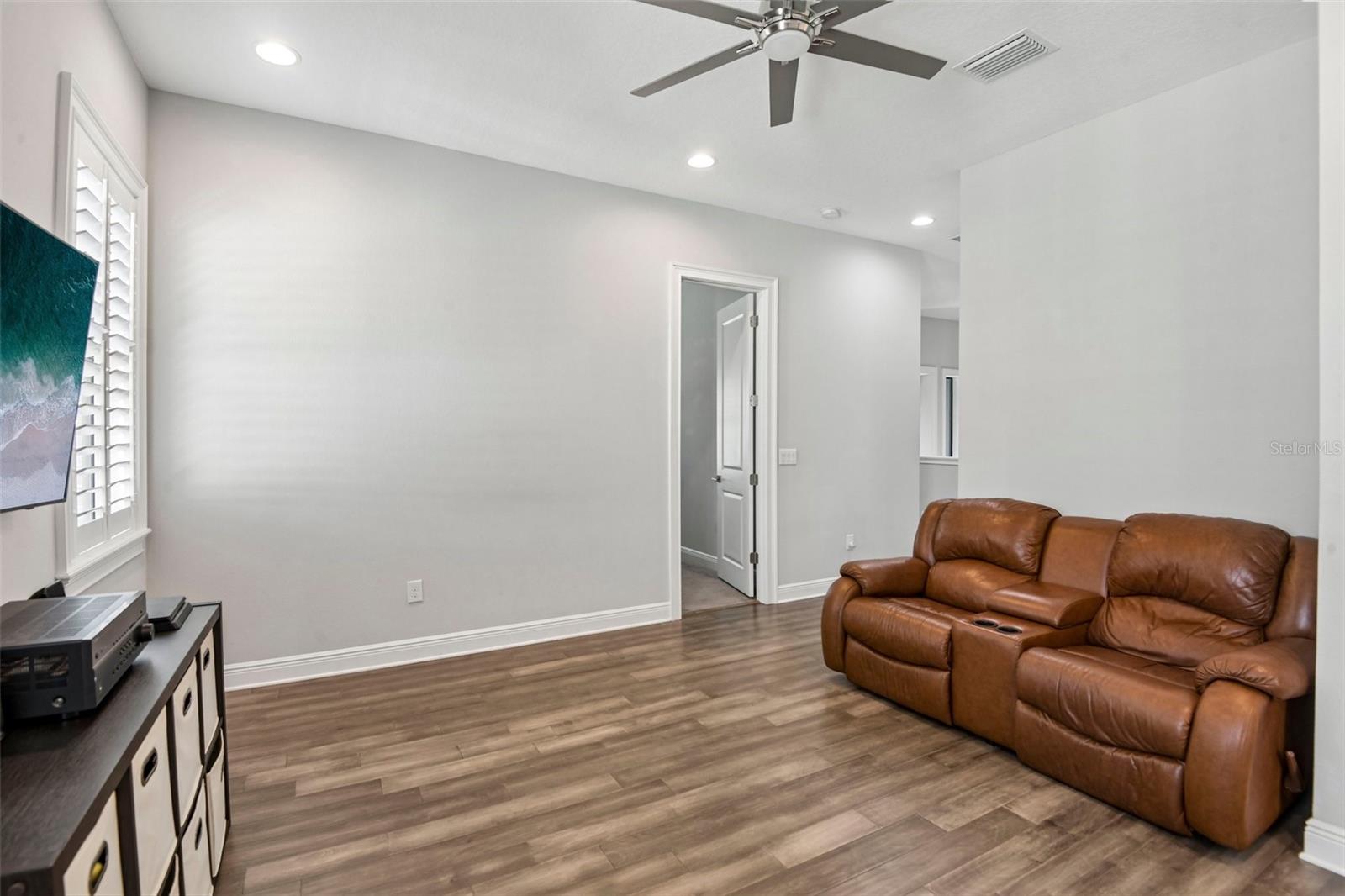 4202 W TACON ST — photo 33
