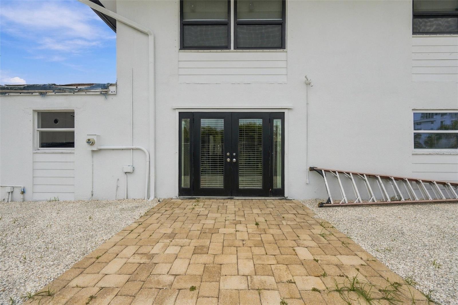 171 GOLDEN GATE PT — photo 19