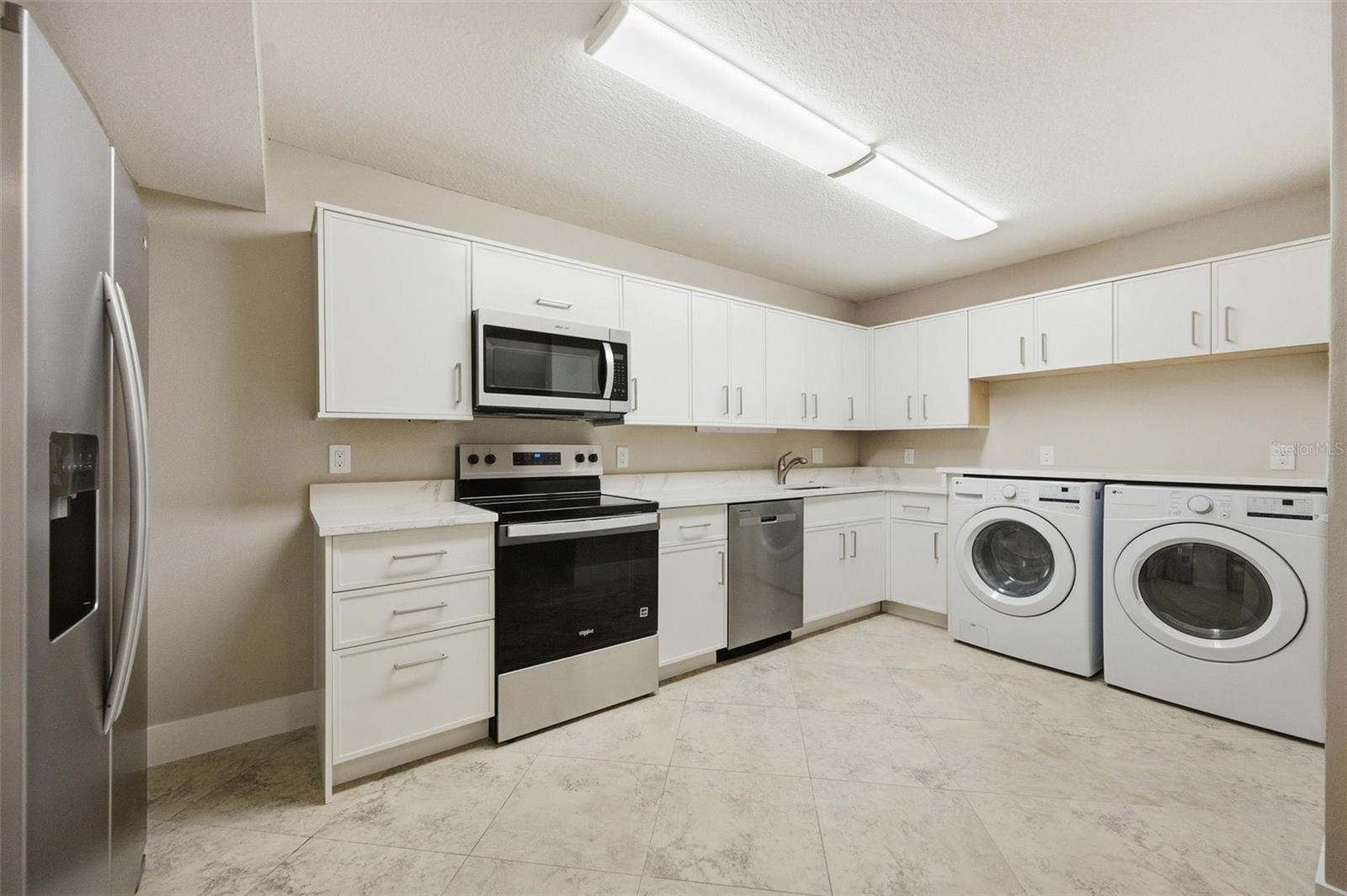 171 GOLDEN GATE PT — photo 12