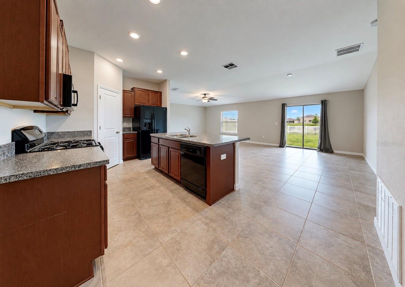 5005 WHITE CHICORY DR — photo 6