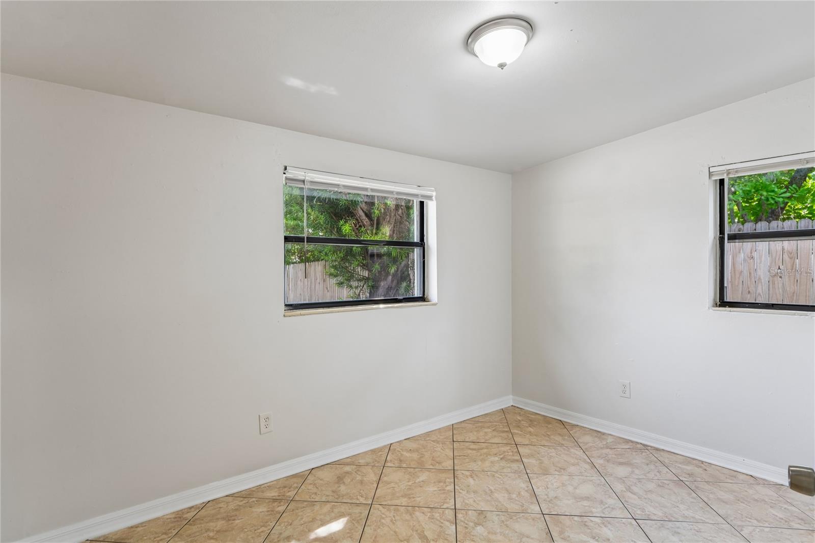 6819 TUTTLE ST — photo 15