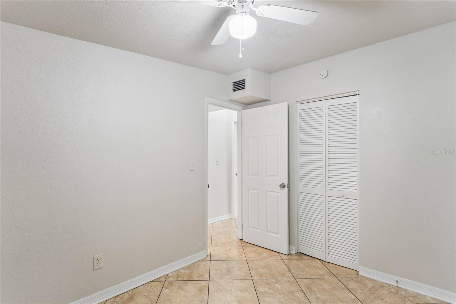 6819 TUTTLE ST — photo 10