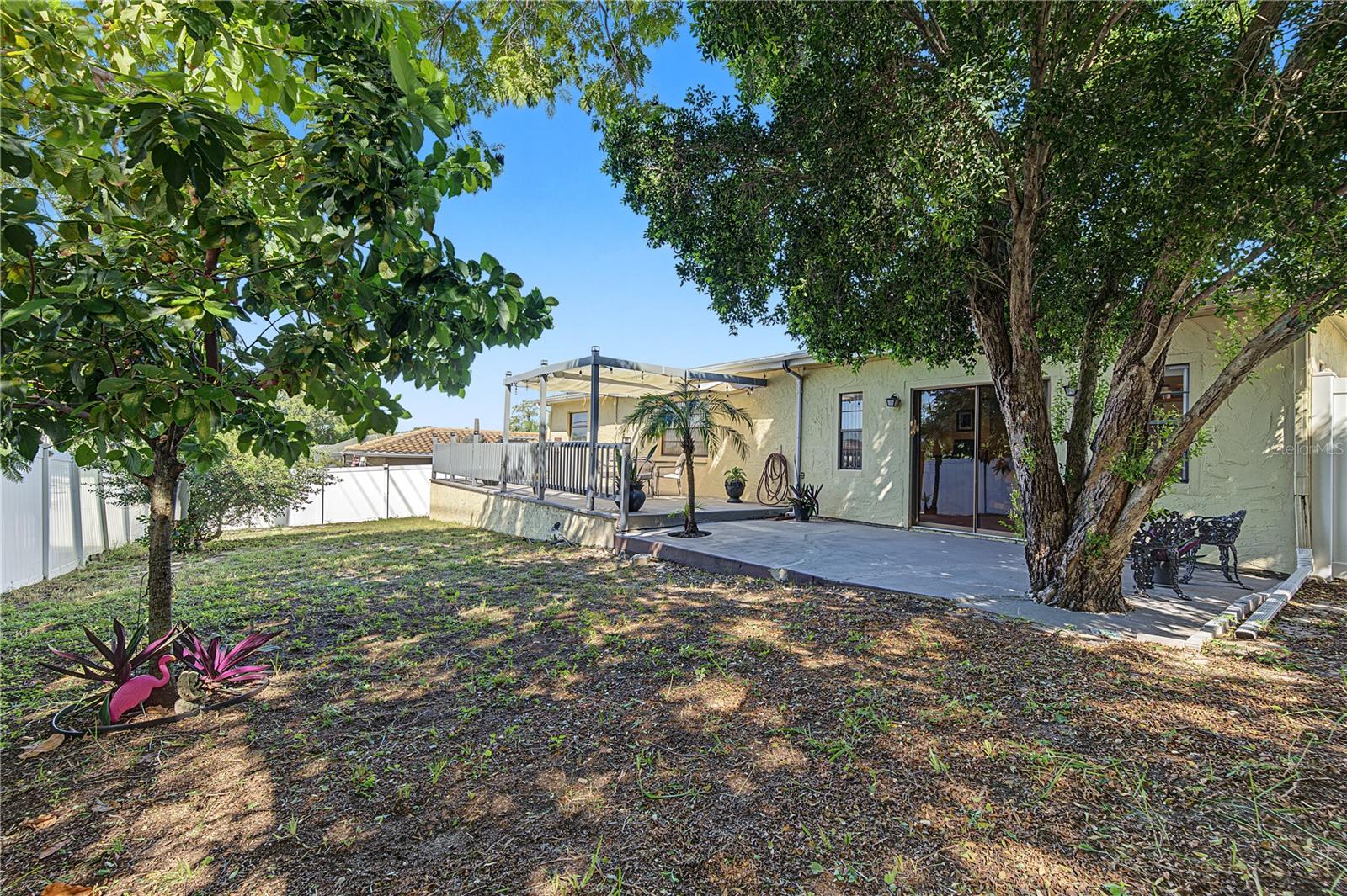 210 LEAFWOOD RD — photo 31