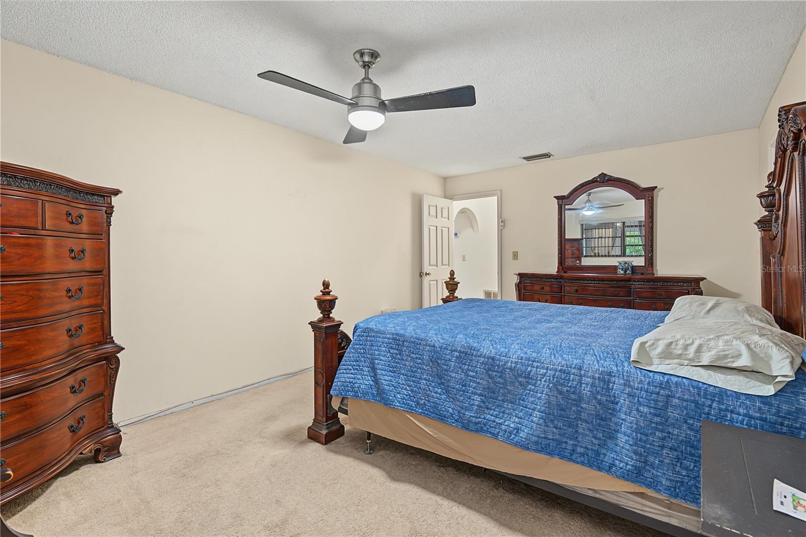 210 LEAFWOOD RD — photo 20