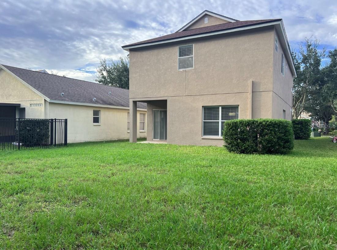 5905 WRENWATER DR — photo 24