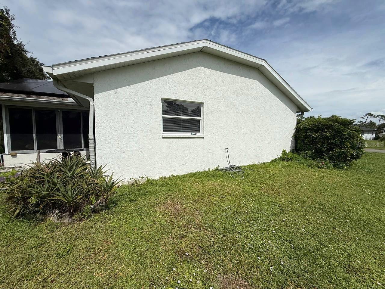 5295 BRICKELL DR — photo 19
