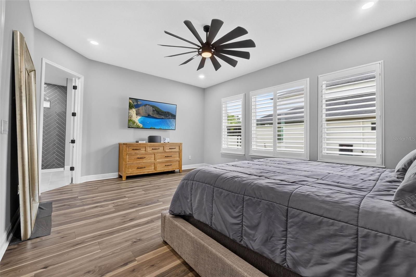 3210 TOUR TRCE — photo 28