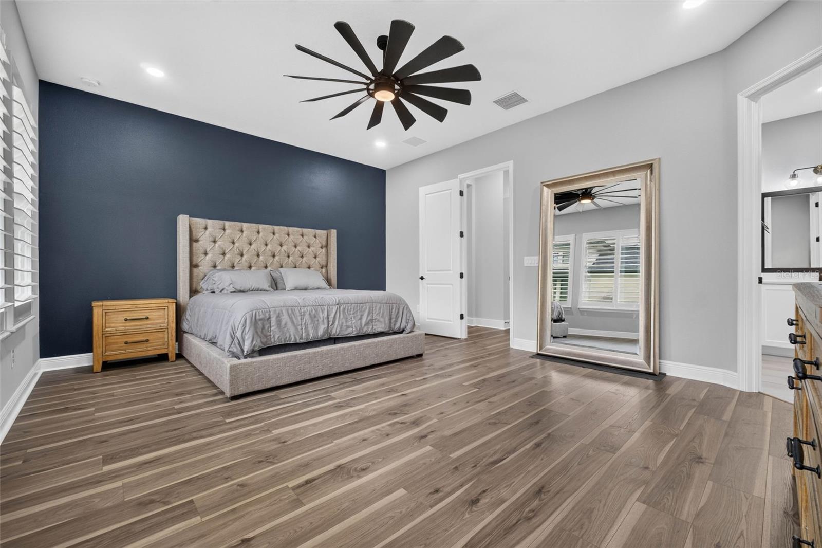 3210 TOUR TRCE — photo 30